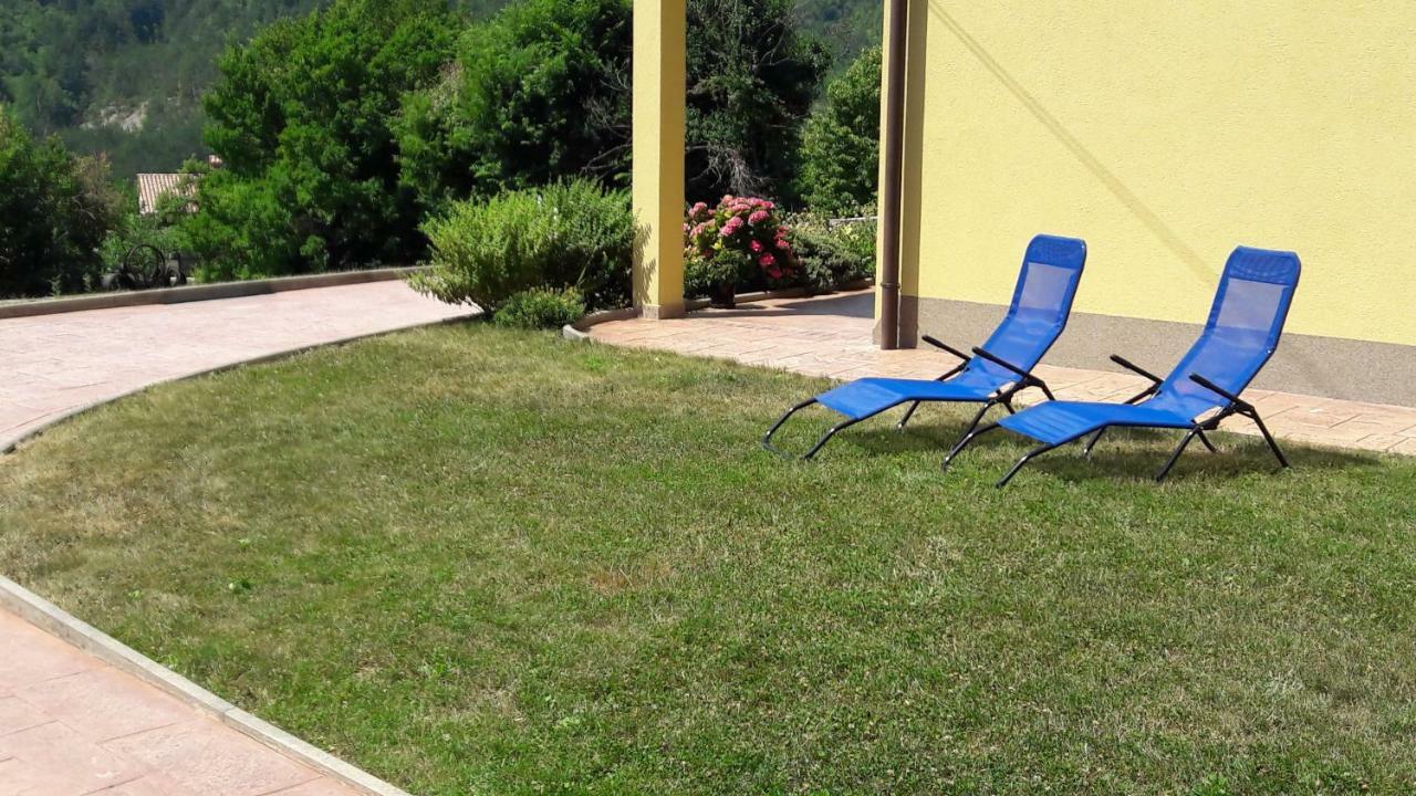 Apartman Koraca Roč Exterior foto